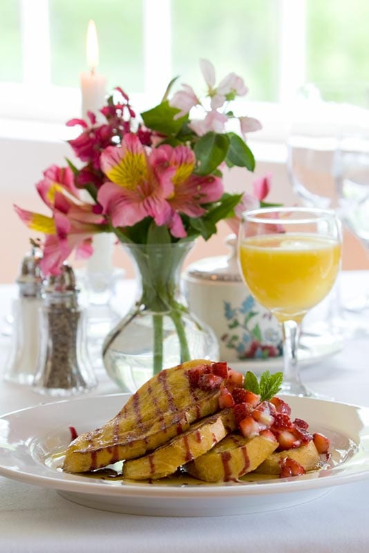 A delicious french toast breakfast